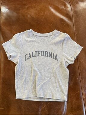 Full Tilt Grey Ribbed Cropped California t-shirt L EUC